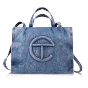 Denim medium size Telfar bag
Worn 1 time 💙